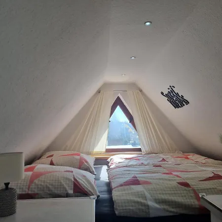 Ostorfer شفيرين